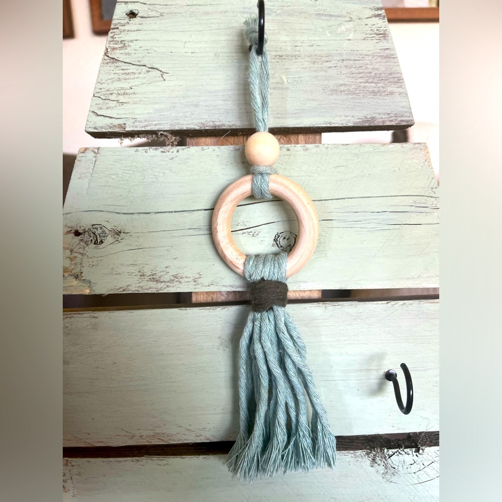 Christmas Tree Ornament // Hand Made Macrame